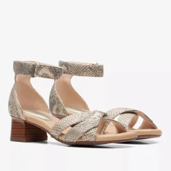 New Clarks Desirae Lily Biege
