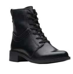 Hot Clarks Maye Step Black